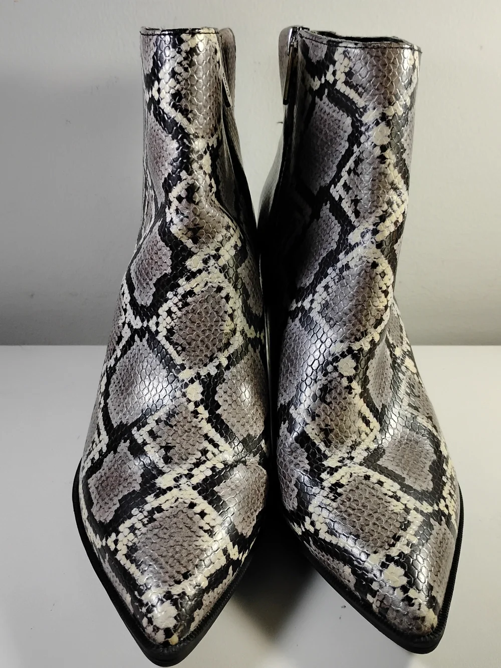 Circus Women’s Size 8 Snake Print Pointed Toe Ankle Boots Block Heel